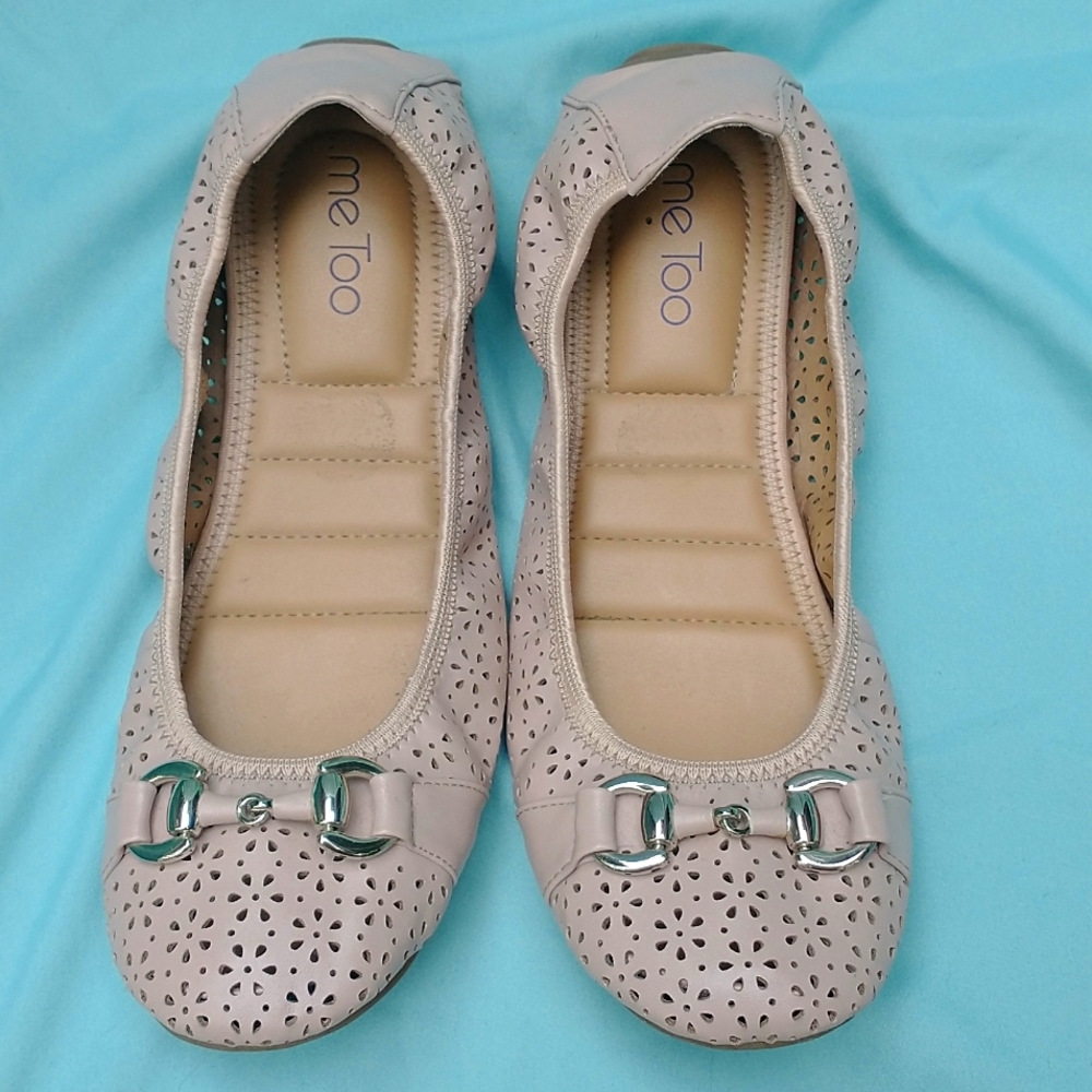 Me Too Lila ballet flats blush pink size 8 faux leather cutout